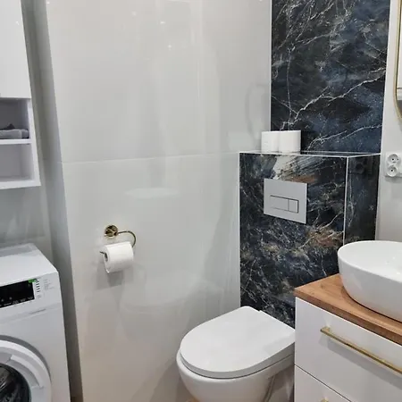 Nowy Piekny Spokojna Okolica, Zielono, W Poblizu Basen, Silownia, Galerie, Lotnisko 8 Min