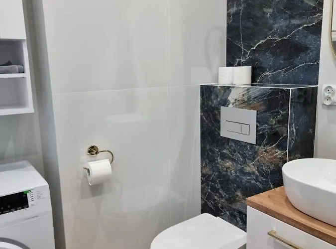 Nowy Piekny Spokojna Okolica, Zielono, W Poblizu Basen, Silownia, Galerie, Lotnisko 8 Min